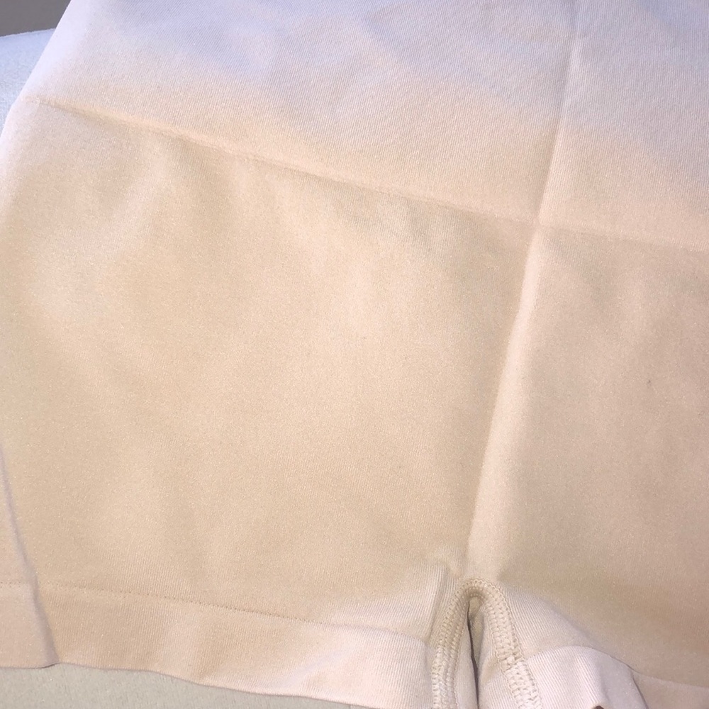 NWOT SPANX Everyday Shaping Panties Boyshort nude - Picture 5 of 6